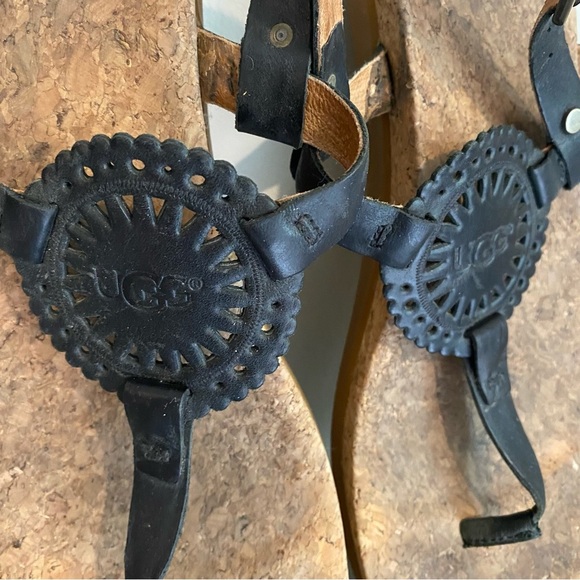 UGG Ayden II Thong Black Leather Cork Sandals Sz 11 - Picture 3 of 6